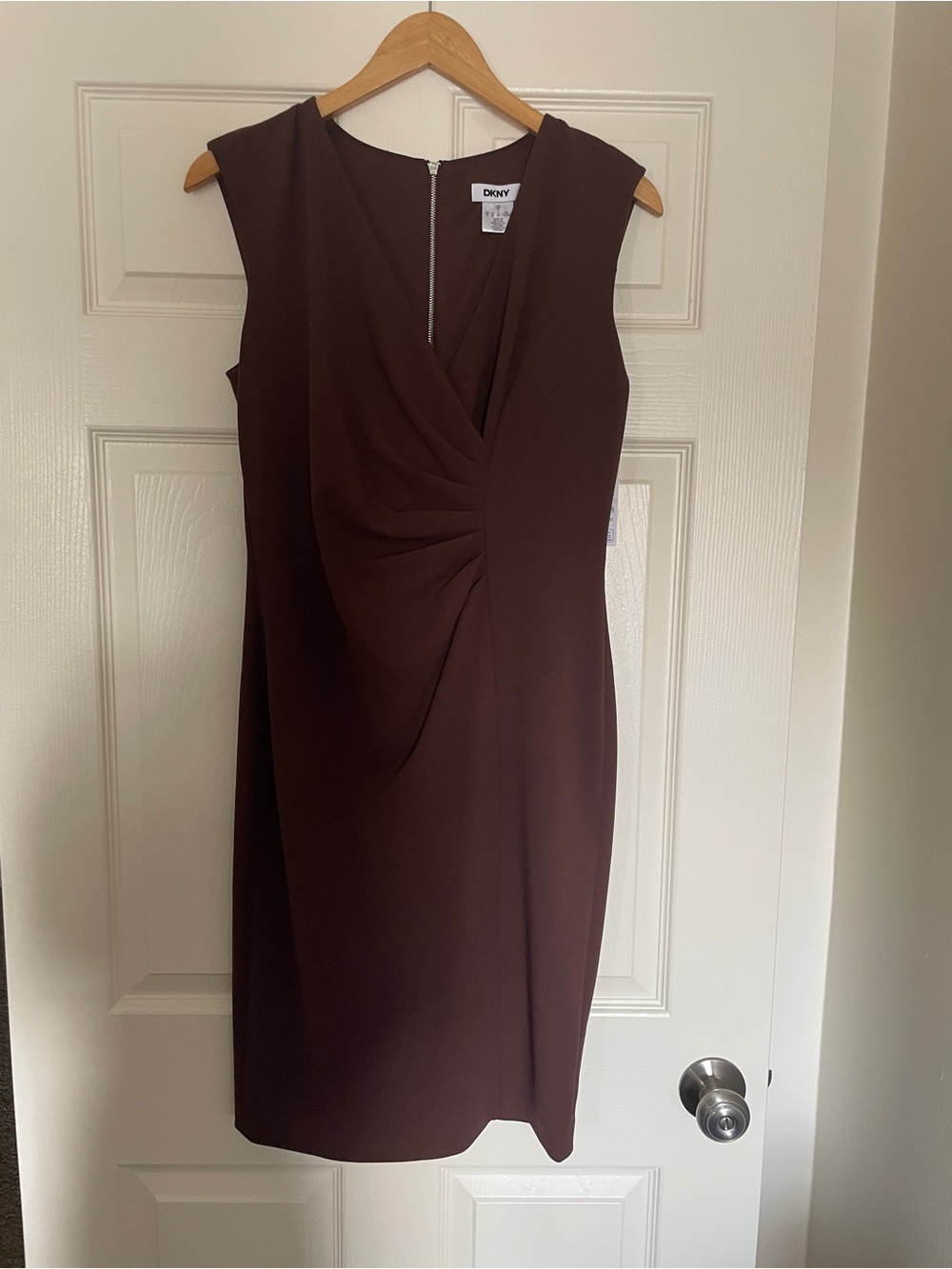 🤎 DKNY Sleeveless Twist-Front Sheath Dress in Dark Brown 🤎